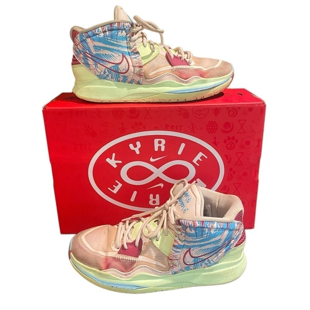 Nike Kyrie 8 Infinity 1 World 1 People